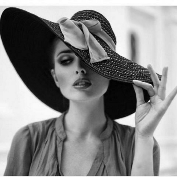 💎Meet your Posher, Tracey 🇮🇪🇮🇹💋NY Is My Home - Picture 8 of 8